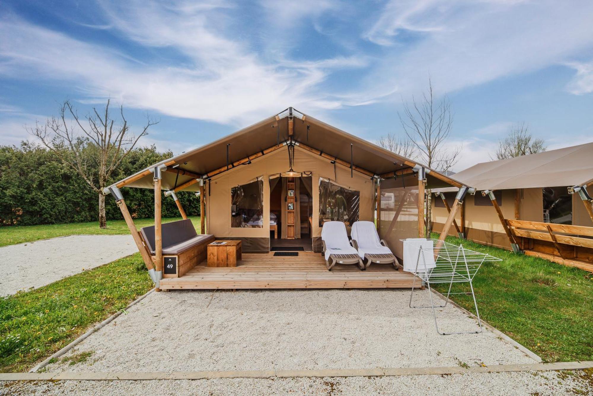 Glamping Tents In Tuhelj With Thermal Riviera Tickets ตูเฮลย์สเก ตอปลิตเซ ภายนอก รูปภาพ